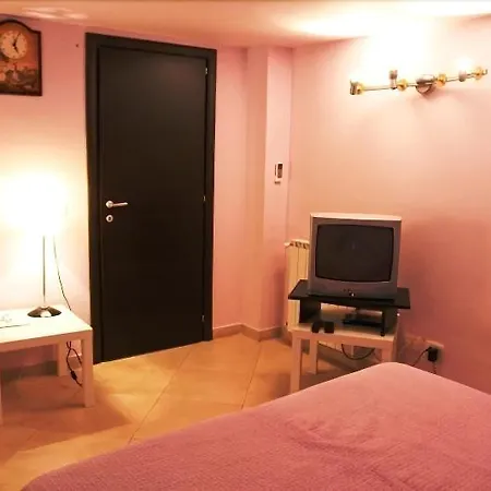 Etna Hut Nocleg ze śniadaniem