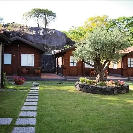 Bed & Breakfast Etna Hut 3*
