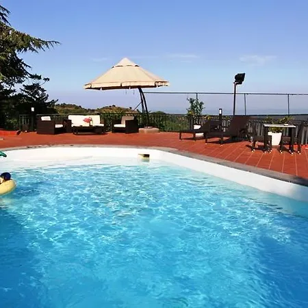 Etna Hut Couette-café 4*