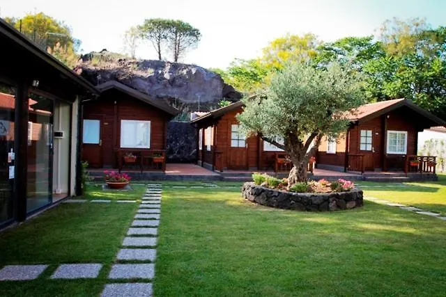 Bed and breakfast Etna Hut 4*