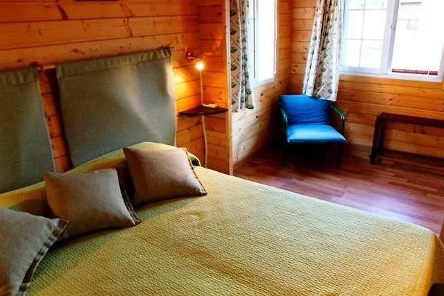 Etna Hut 4*