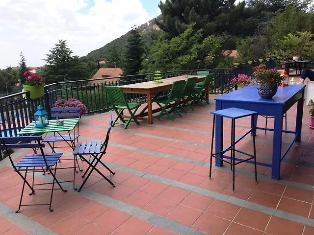 Etna Hut Bed and breakfast 4*